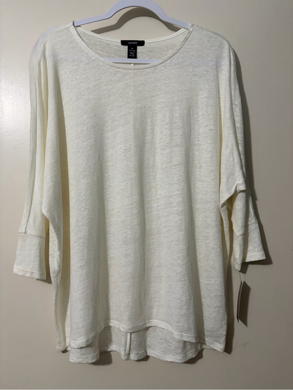 NWT Alfani size M Women’s blouse